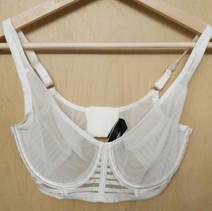 Victoria's Secret Unlined Plunge - 34DDD